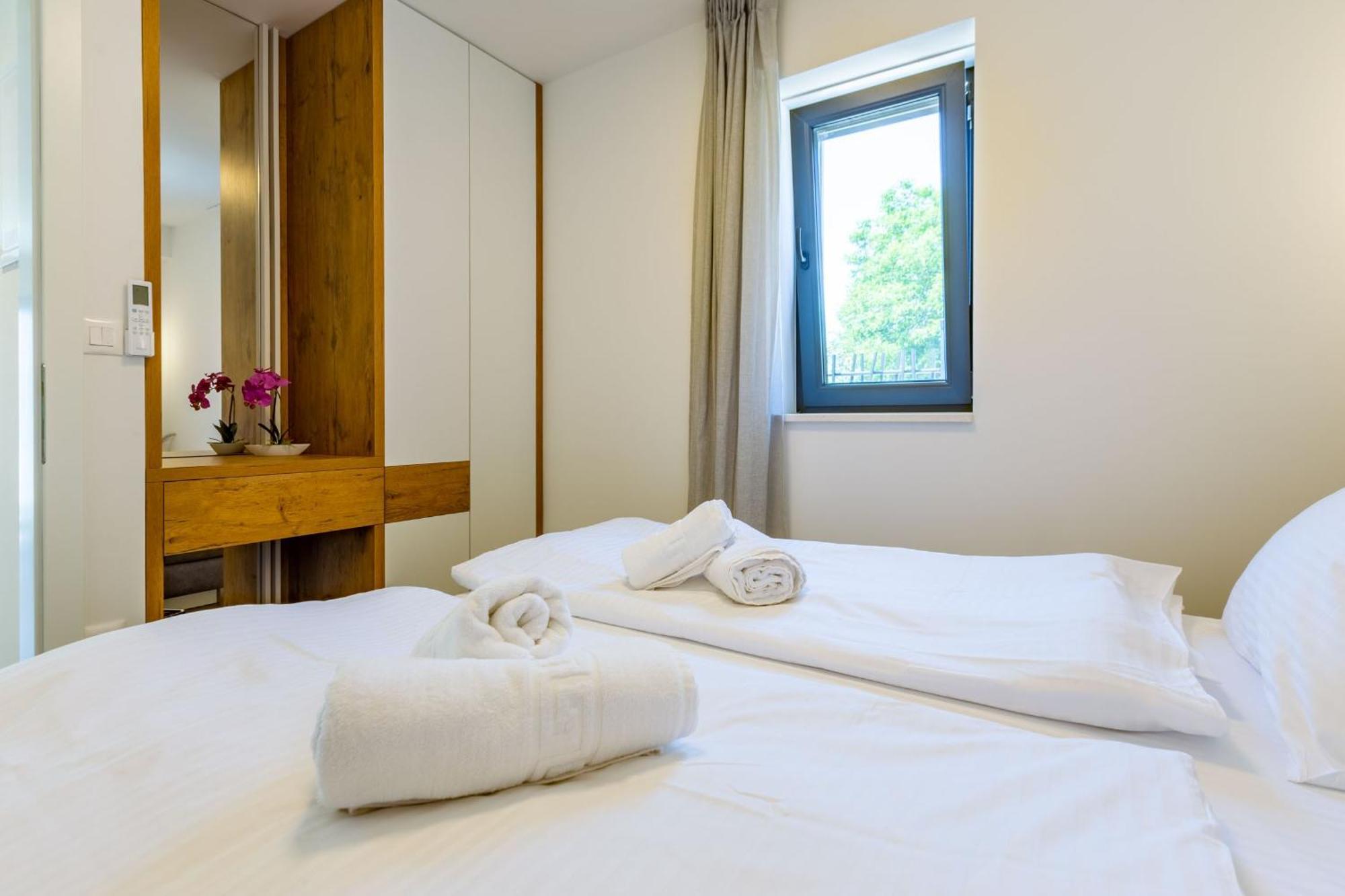 Casa Mia Apartments With Parking Zadar Kamer foto